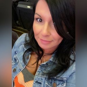 Meet your Posher, Lacie